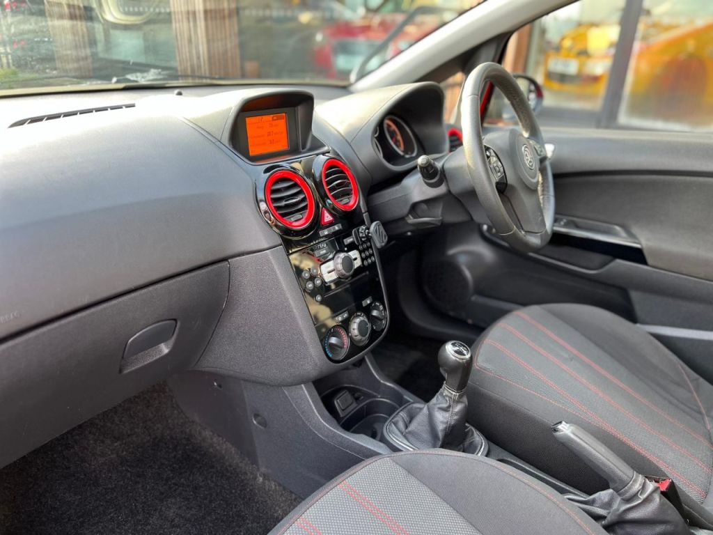 Used Vauxhall Corsa 2012 for sale - 77200631: Photo 22