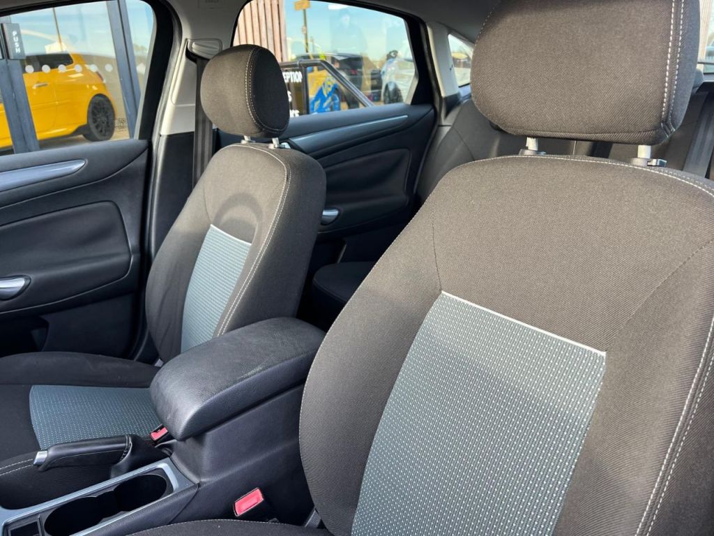 Used Ford Mondeo 2012 for sale - 77136024: Photo 29