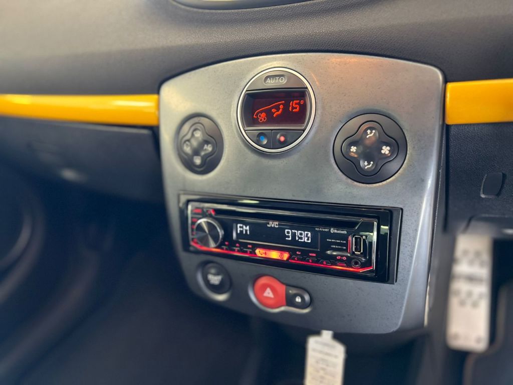 Used Renault Clio 2007 for sale - 78153455: Photo 31