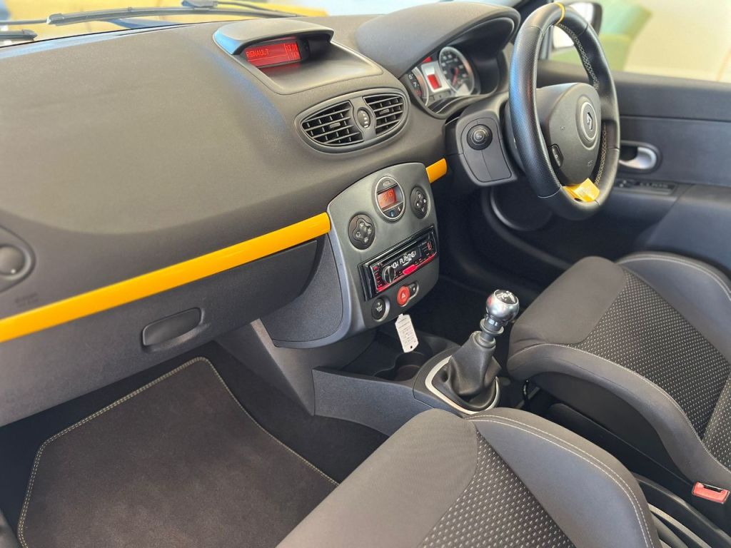 Used Renault Clio 2007 for sale - 78153455: Photo 40