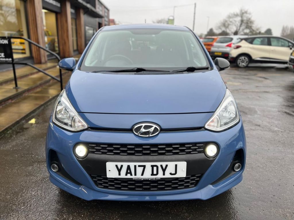 Used Hyundai i10 2017 for sale - 77685100: Photo 2