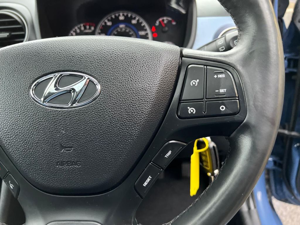 Used Hyundai i10 2017 for sale - 77685100: Photo 27