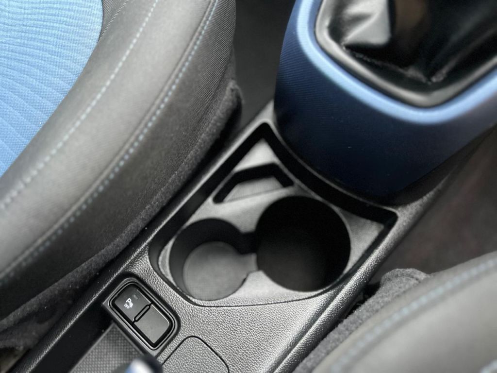 Used Hyundai i10 2017 for sale - 77685100: Photo 32