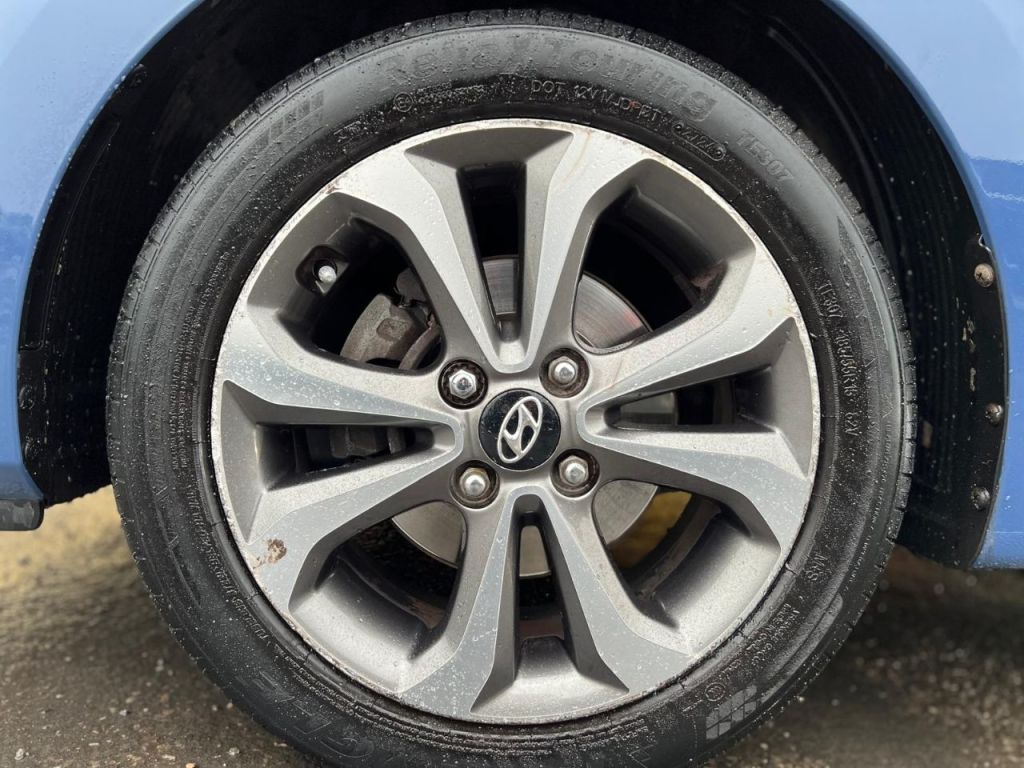 Used Hyundai i10 2017 for sale - 77685100: Photo 36