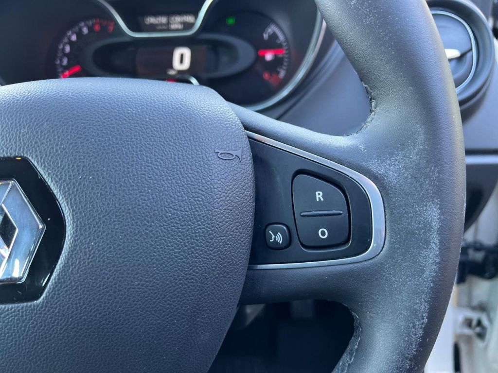 Used Renault Captur 2018 for sale - 77685093: Photo 10