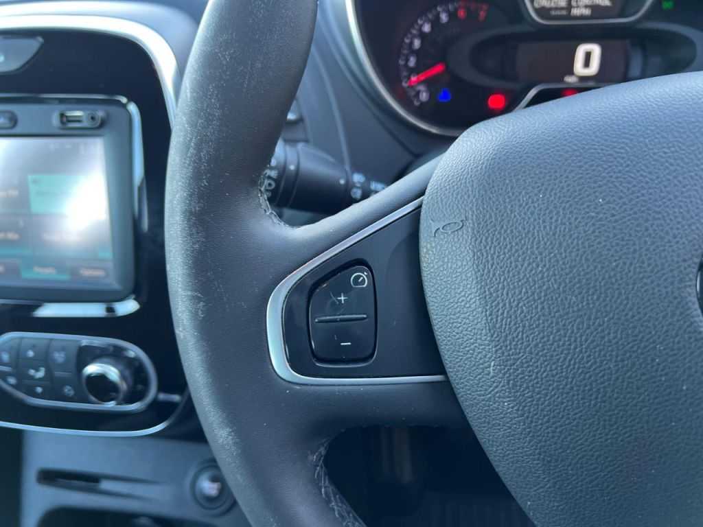 Used Renault Captur 2018 for sale - 77685093: Photo 11