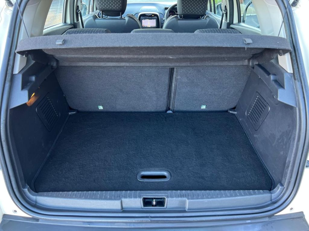 Used Renault Captur 2018 for sale - 77685093: Photo 28