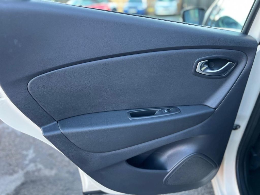 Used Renault Captur 2018 for sale - 77685093: Photo 31