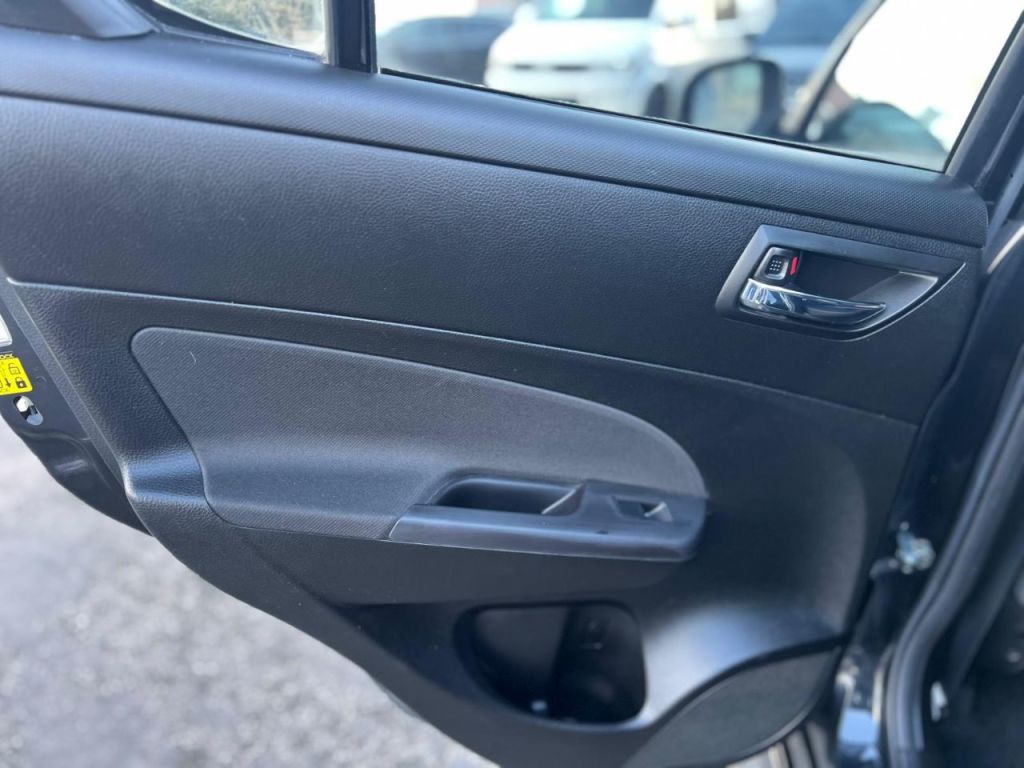 Used Suzuki Swift 2014 for sale - 77171476: Photo 27