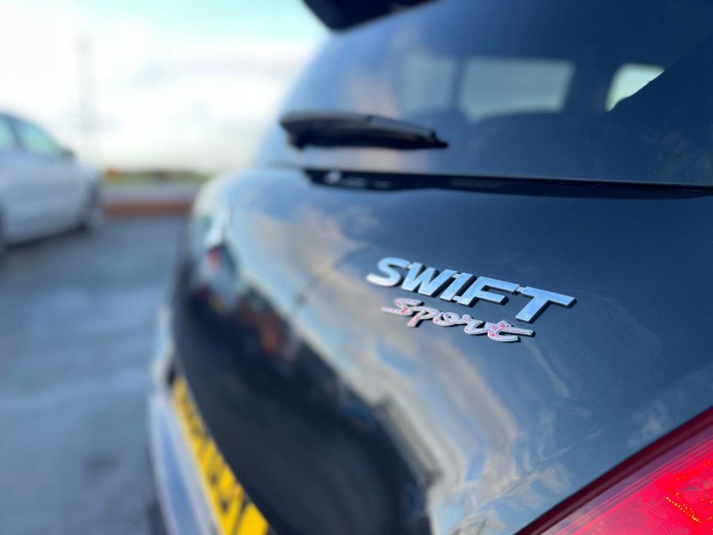 Used Suzuki Swift 2014 for sale - 77171476: Photo 8