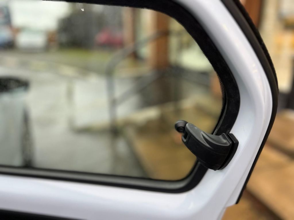 Used Volkswagen up! 2012 for sale - 76734875: Photo 17