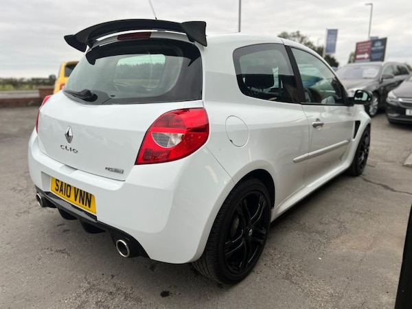 Used Renault Clio 2010 for sale - 76290866: Photo 5