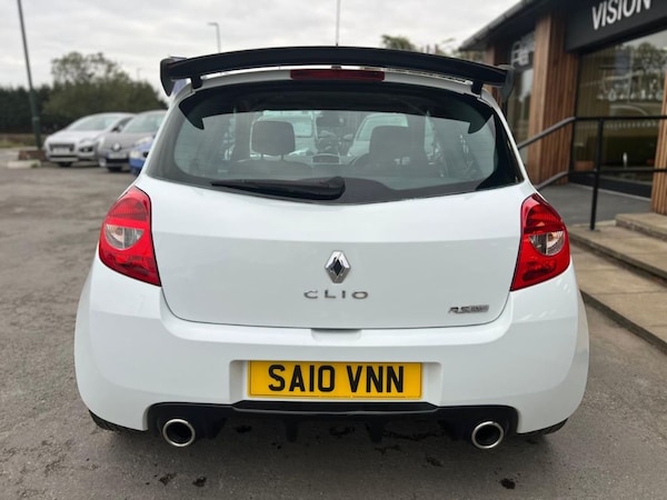 Used Renault Clio 2010 for sale - 76290866: Photo 6