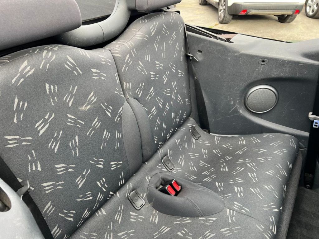 Used MINI Convertible 2006 for sale - 77685075: Photo 14