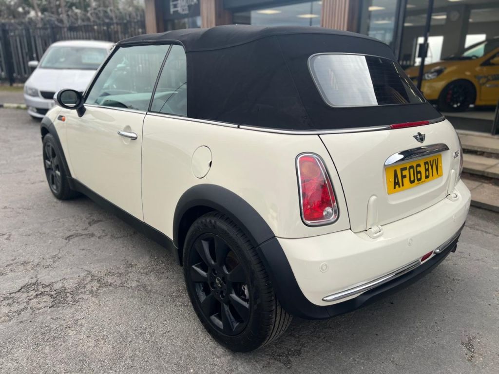Used MINI Convertible 2006 for sale - 77685075: Photo 22
