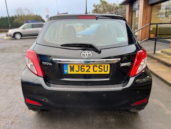 Used Toyota Yaris 2012 for sale - 77249170: Photo