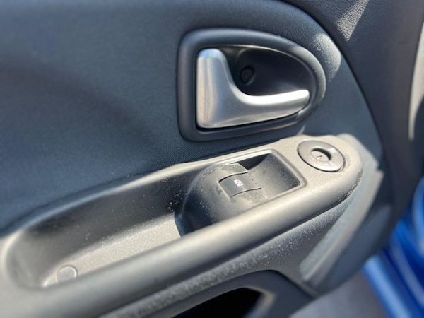 Used Renault Clio 2003 for sale - 75009205: Photo 21