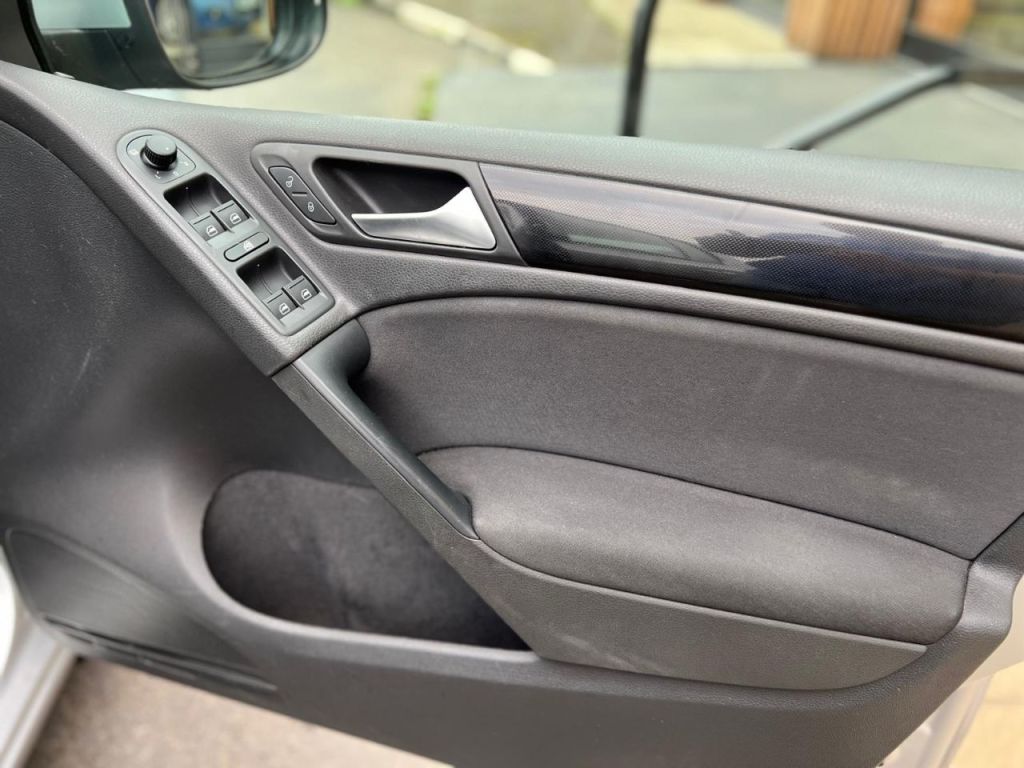 Used Volkswagen Golf 2011 for sale - 76162587: Photo 12
