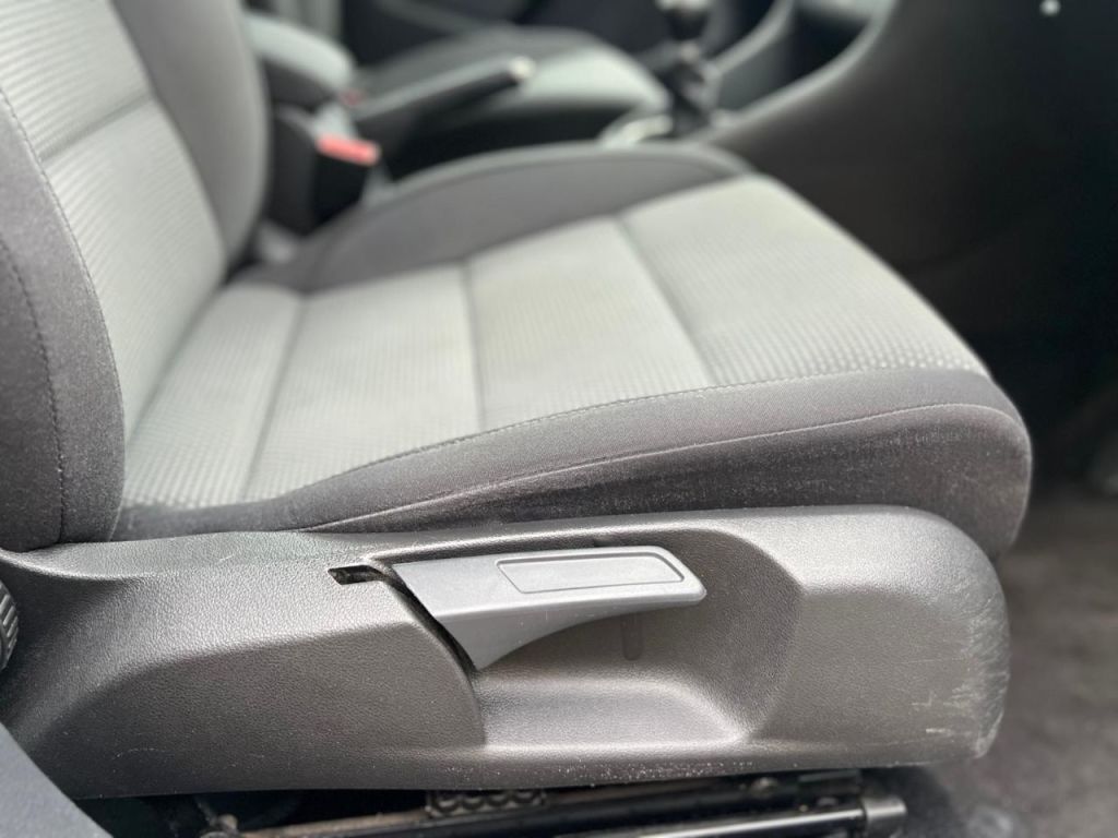 Used Volkswagen Golf 2011 for sale - 76162587: Photo 13