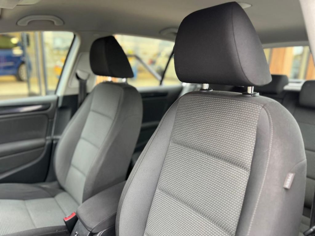 Used Volkswagen Golf 2011 for sale - 76162587: Photo 25