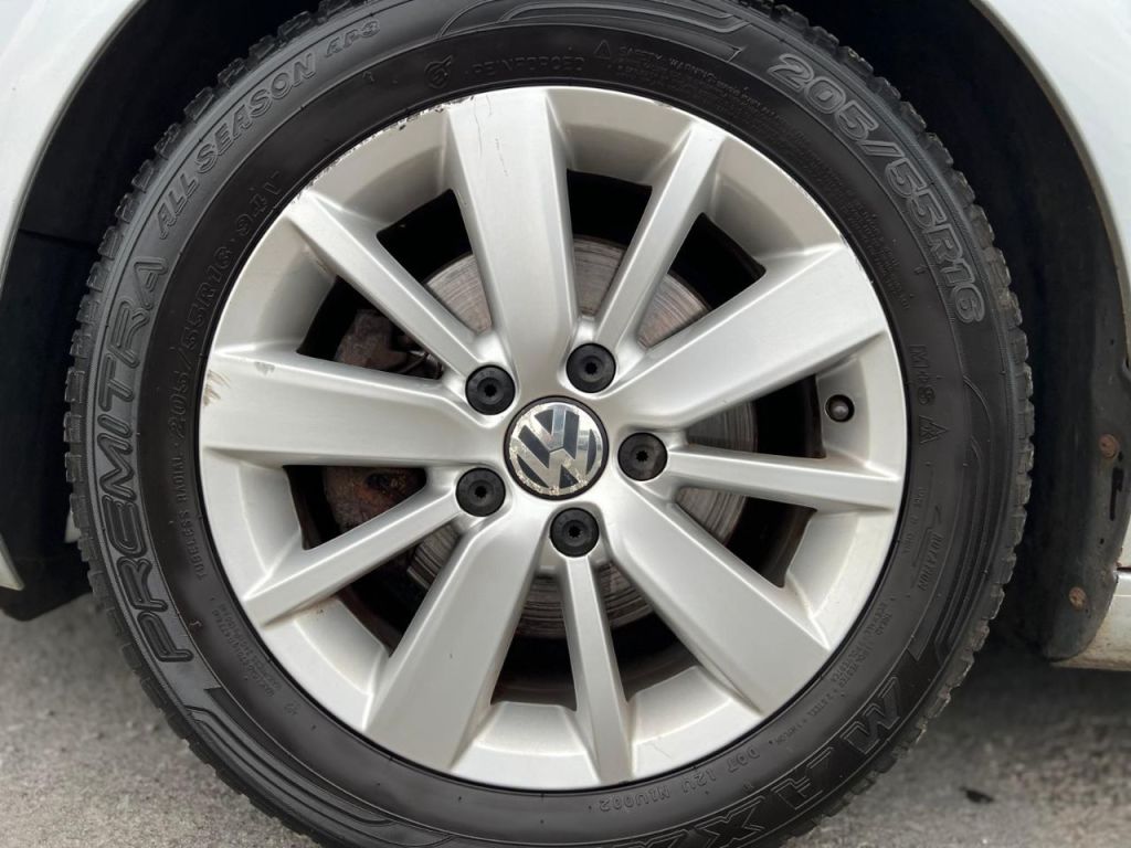 Used Volkswagen Golf 2011 for sale - 76162587: Photo 35