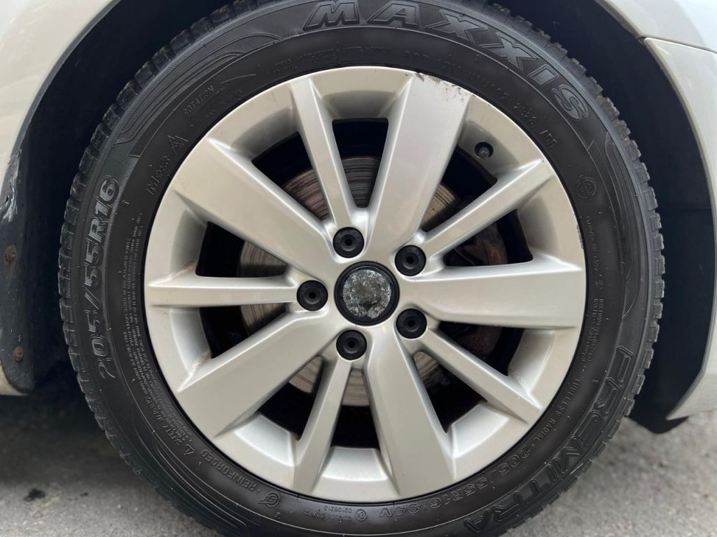 Used Volkswagen Golf 2011 for sale - 76162587: Photo 37