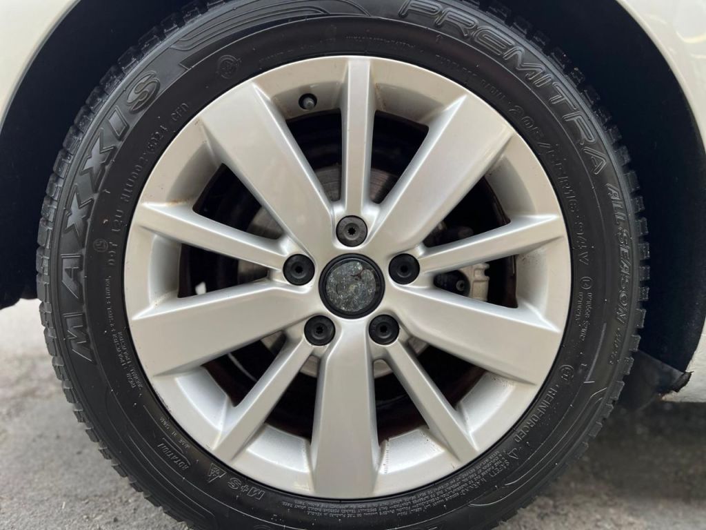 Used Volkswagen Golf 2011 for sale - 76162587: Photo 38