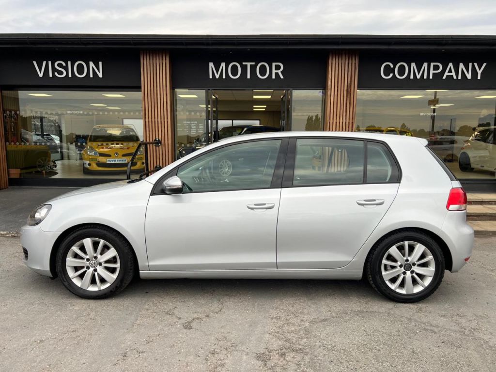 Used Volkswagen Golf 2011 for sale - 76162587: Photo 8