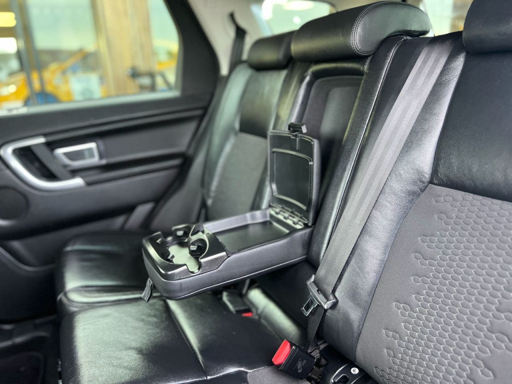 Used Land Rover Discovery Sport 2015 for sale - 77685096: Photo 13