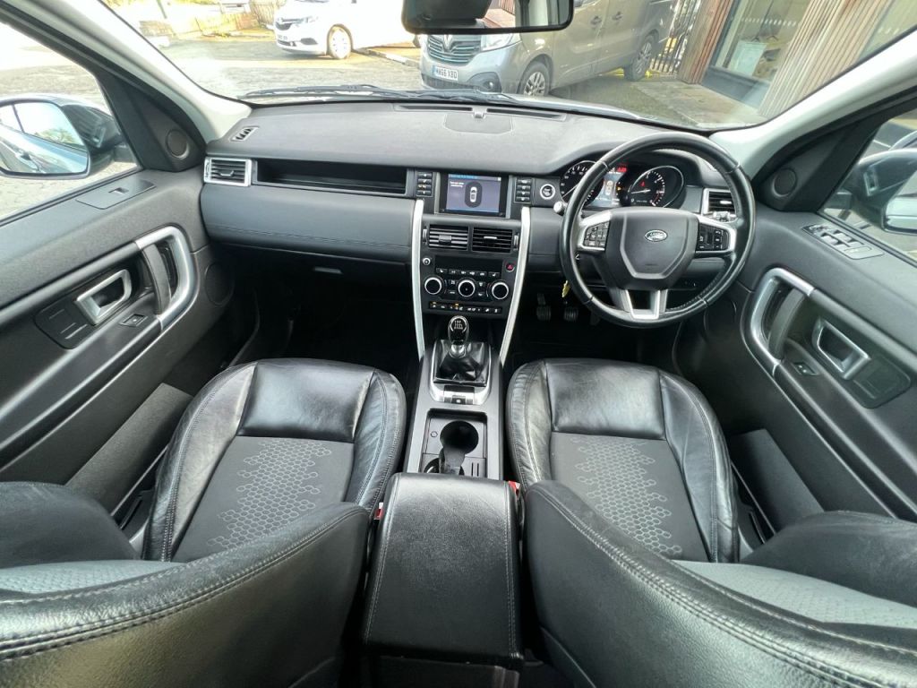 Used Land Rover Discovery Sport 2015 for sale - 77685096: Photo 18