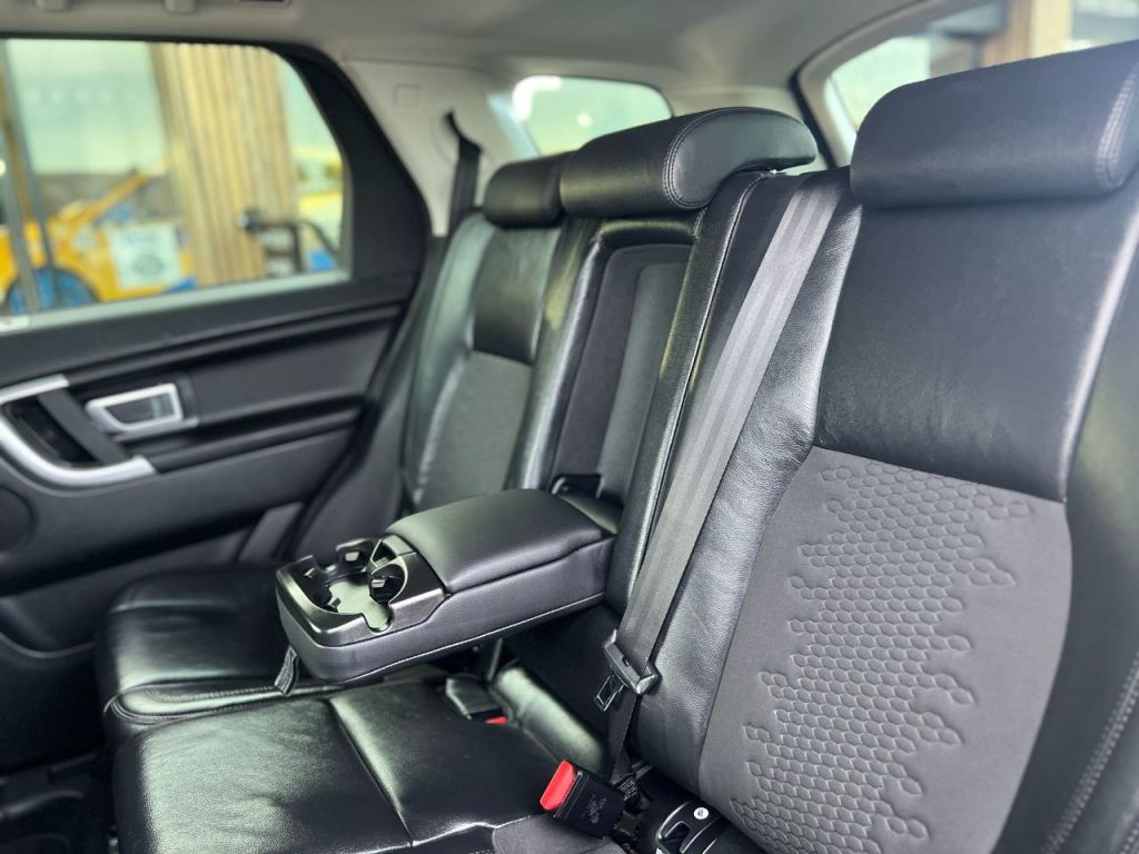 Used Land Rover Discovery Sport 2015 for sale - 77685096: Photo 23