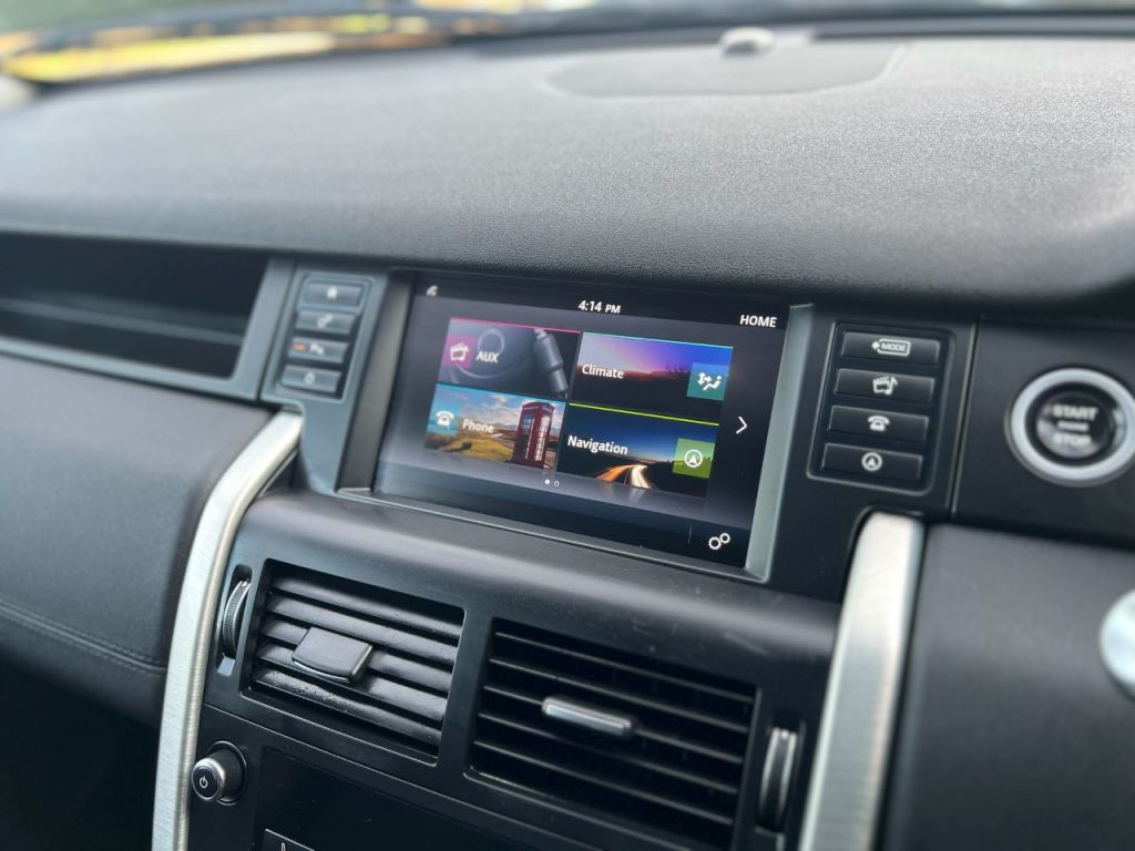 Used Land Rover Discovery Sport 2015 for sale - 77685096: Photo 31