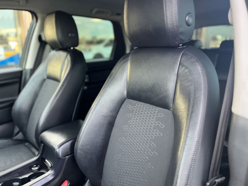 Used Land Rover Discovery Sport 2015 for sale - 77685096: Photo 34