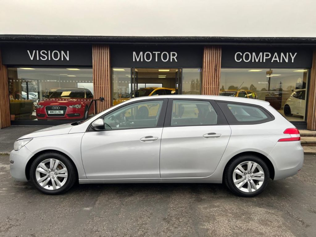 Used Peugeot 308 2015 for sale - 77138812: Photo 7