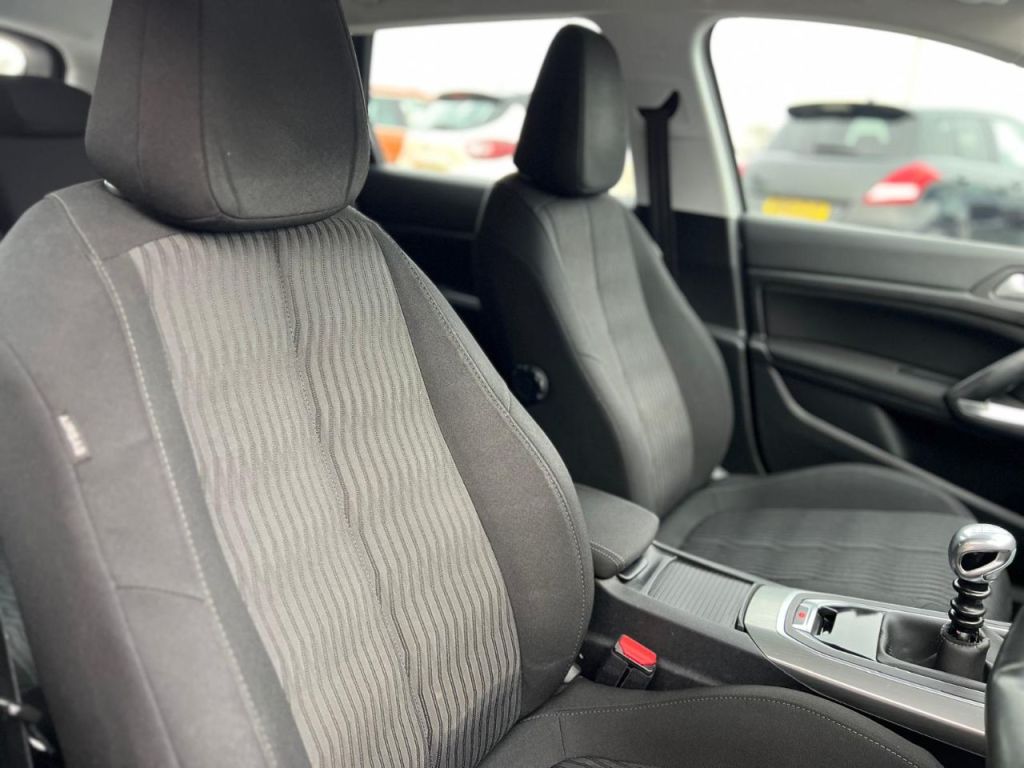 Used Peugeot 308 2015 for sale - 77138812: Photo 9