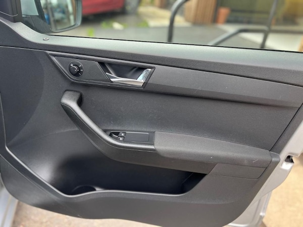 Used Skoda Fabia 2015 for sale - 75287379: Photo 11