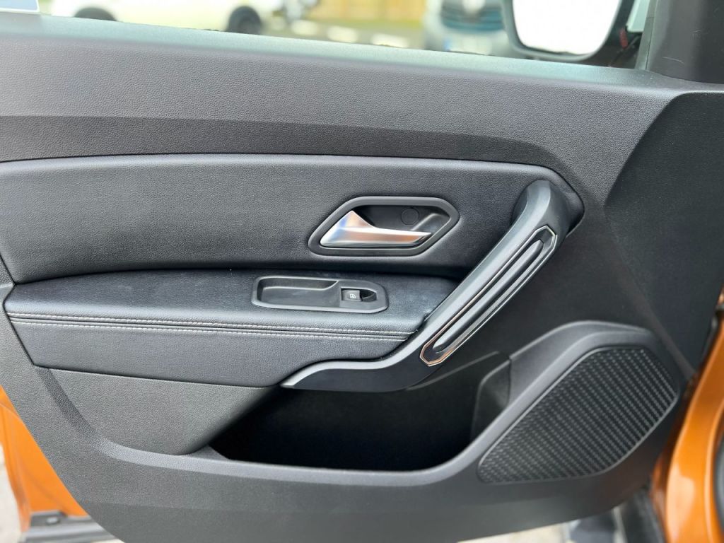 Used Dacia Duster 2018 for sale - 77493910: Photo 24