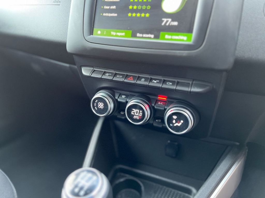 Used Dacia Duster 2018 for sale - 77493910: Photo 32