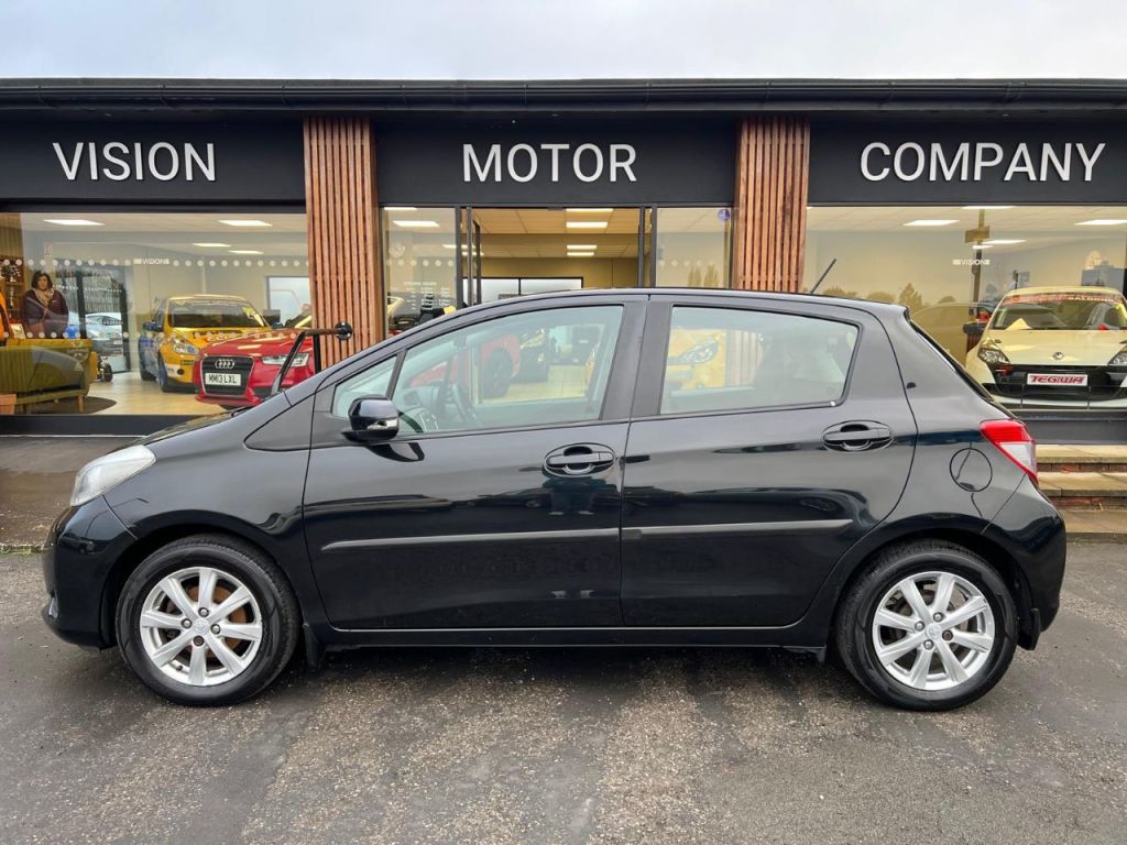 Used Toyota Yaris 2012 for sale - 77685104: Photo 6