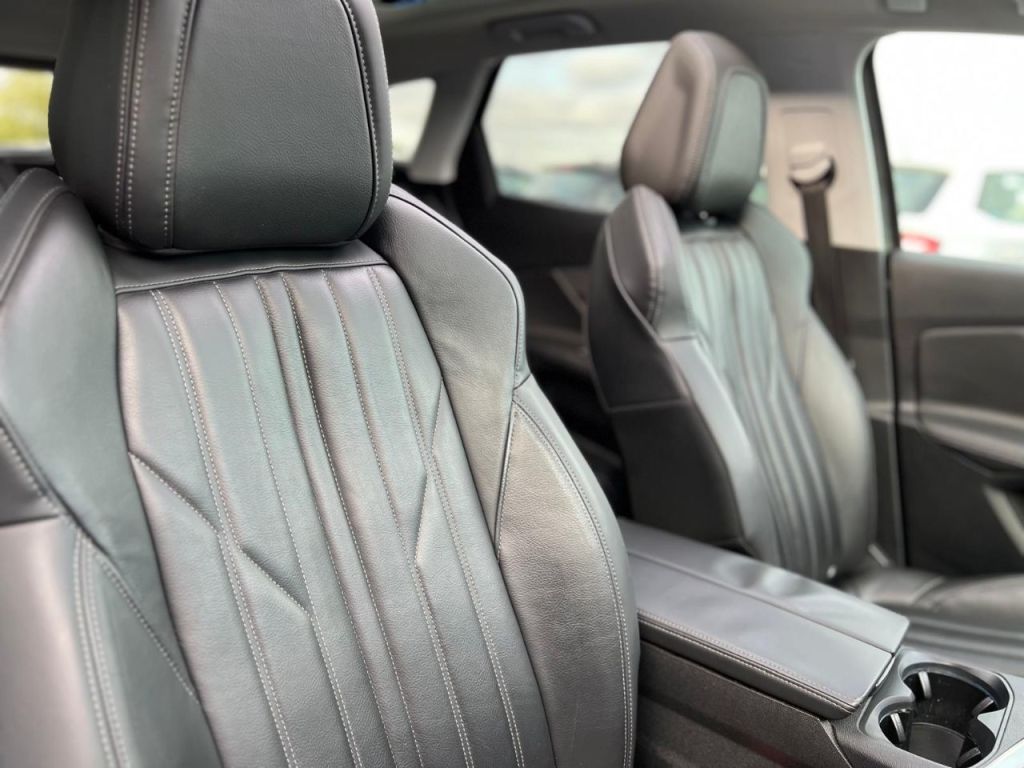 Used Peugeot 3008 2018 for sale - 76209927: Photo 12