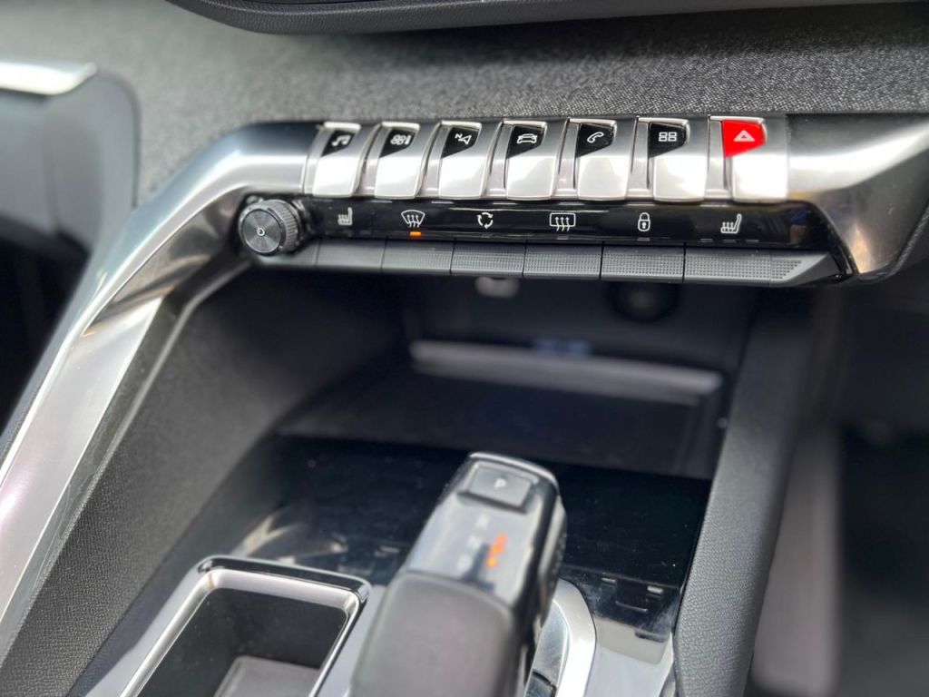 Used Peugeot 3008 2018 for sale - 76209927: Photo 37