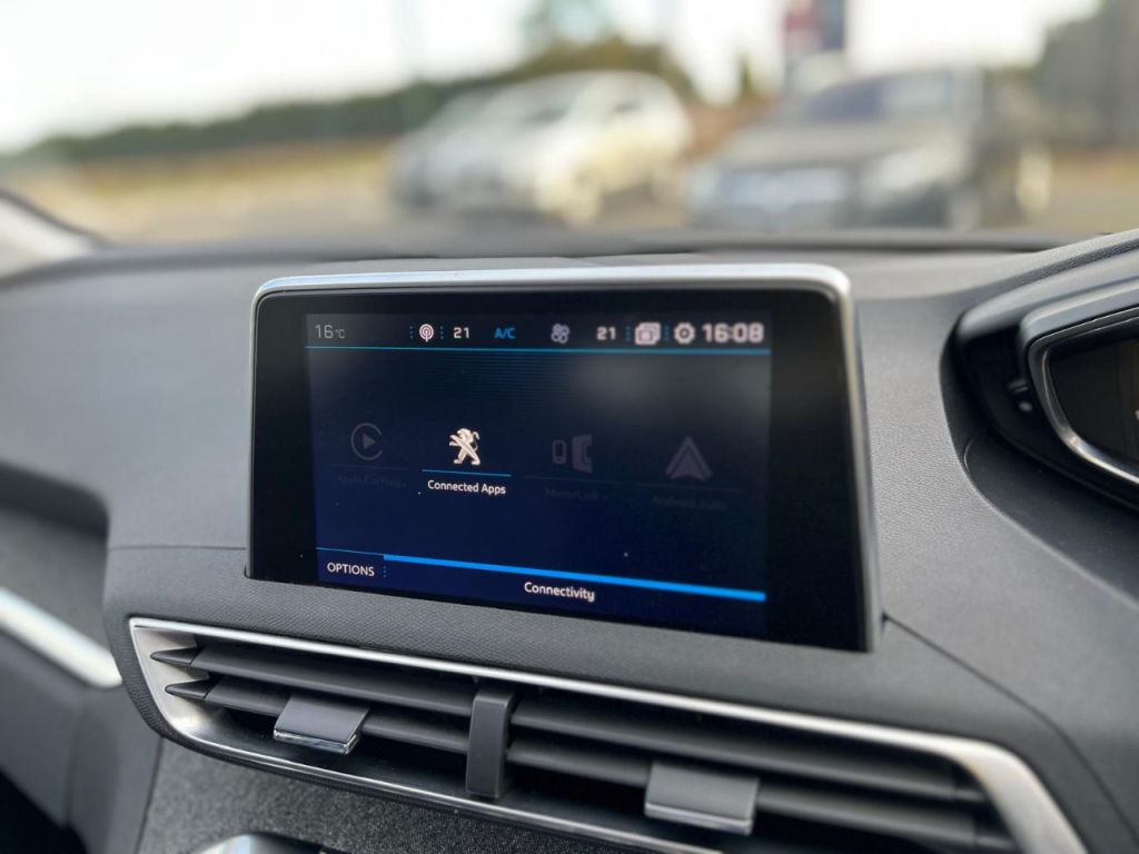 Used Peugeot 3008 2018 for sale - 76209927: Photo 43