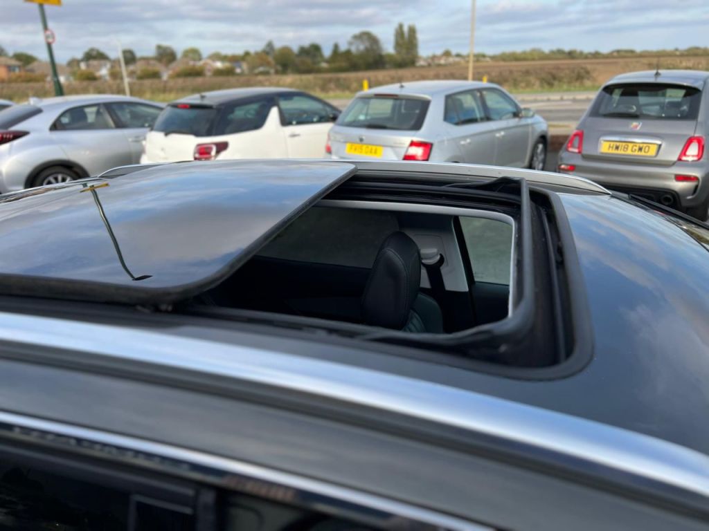 Used Peugeot 3008 2018 for sale - 76209927: Photo 44