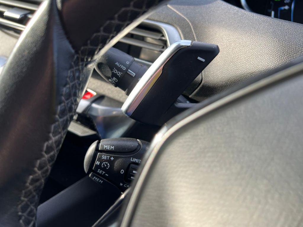 Used Peugeot 3008 2018 for sale - 76209927: Photo 48