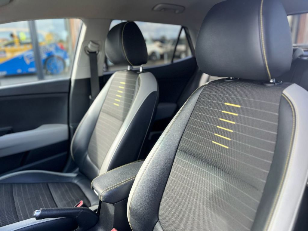 Used Kia Stonic 2018 for sale - 77836268: Photo 21