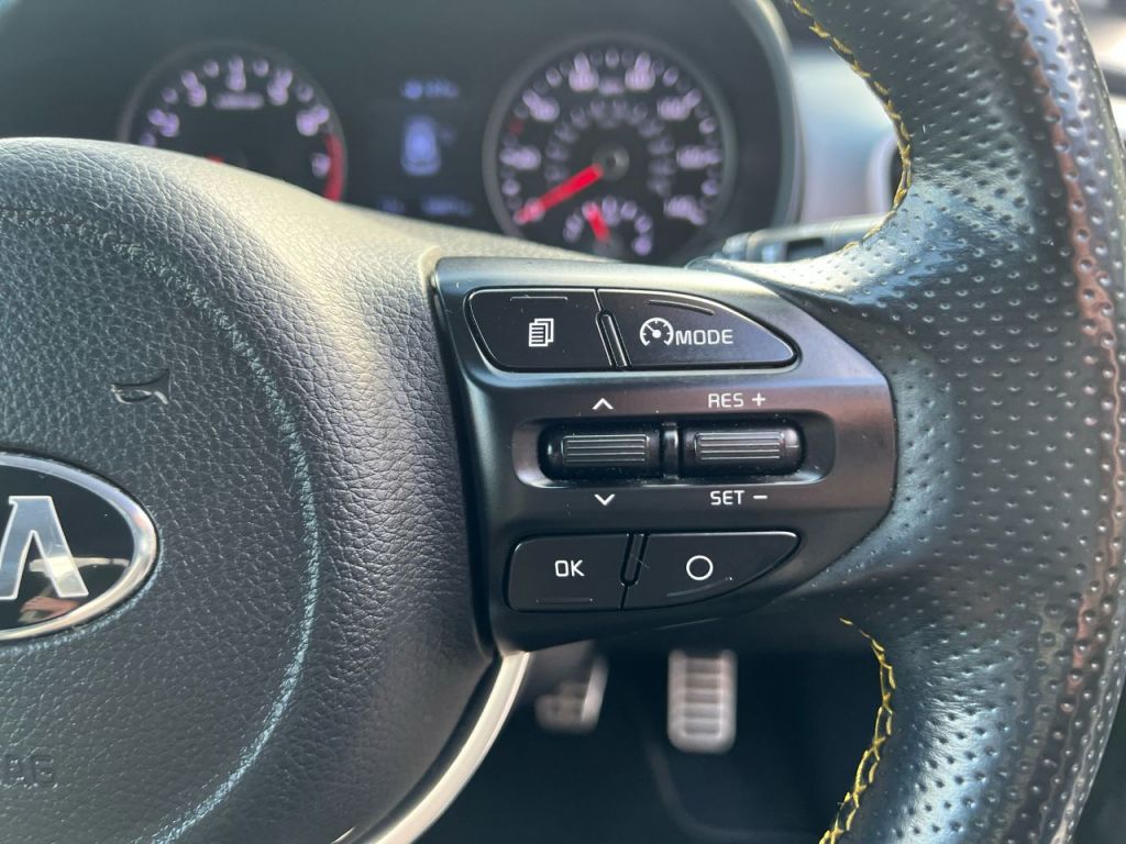 Used Kia Stonic 2018 for sale - 77836268: Photo 32