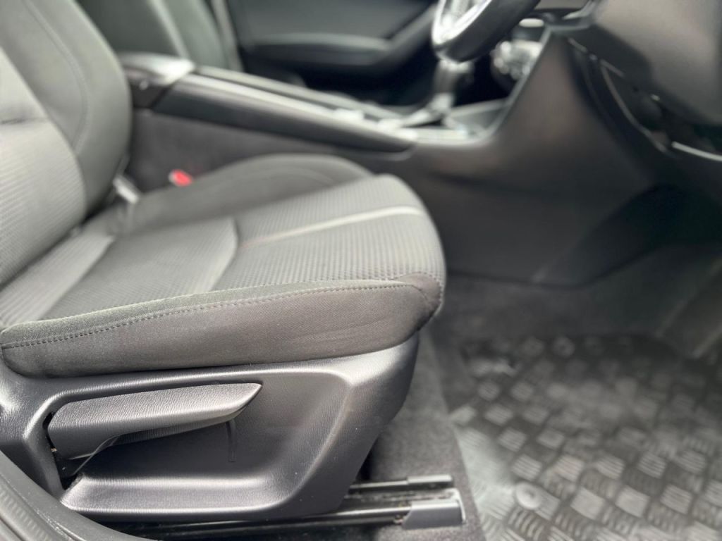 Used Mazda Mazda3 2016 for sale - 78181978: Photo 11