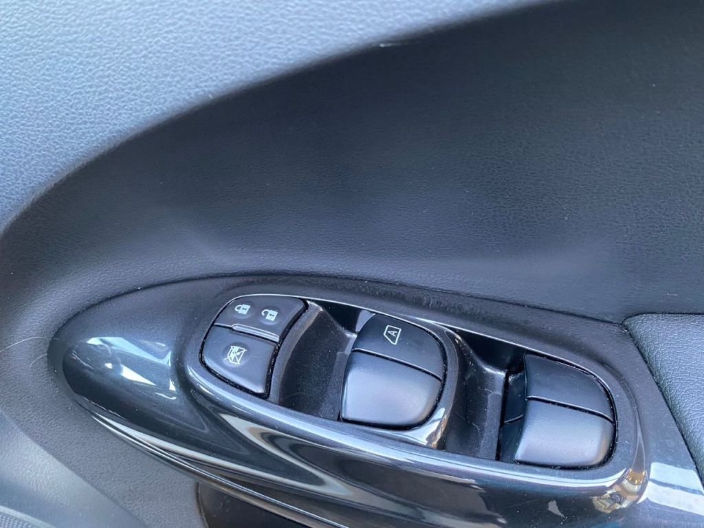 Used Nissan Juke 2018 for sale - 77363860: Photo 12