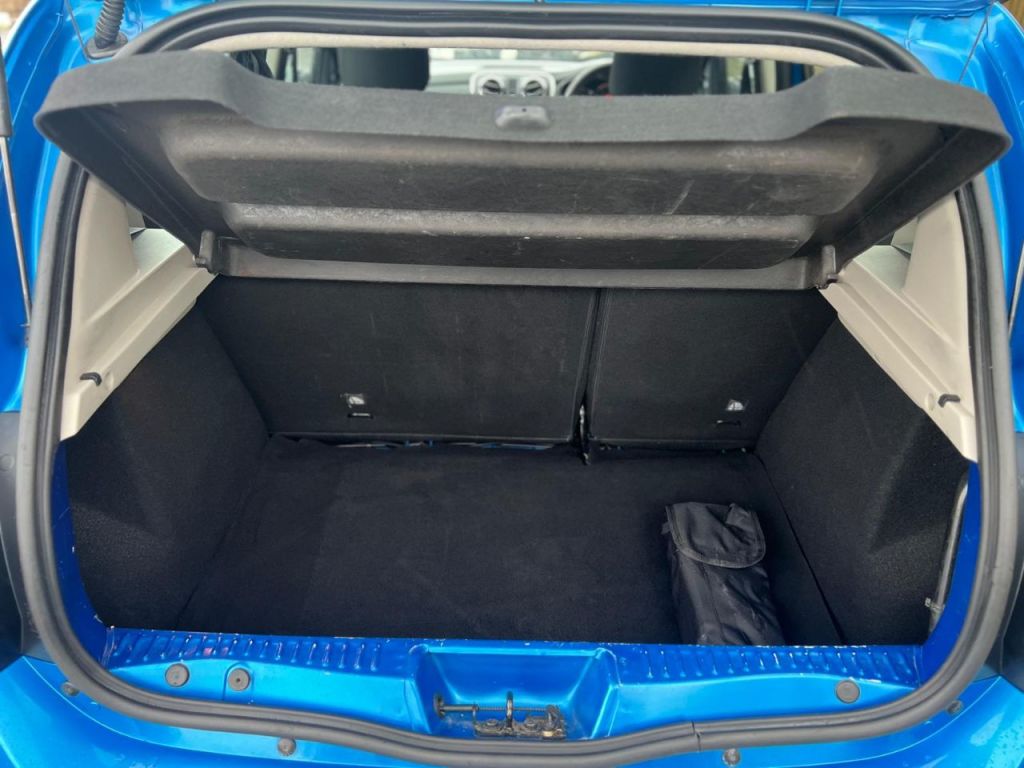 Used Dacia Sandero Stepway 2015 for sale - 77136018: Photo 10