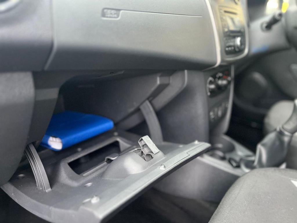 Used Dacia Sandero Stepway 2015 for sale - 77136018: Photo 18